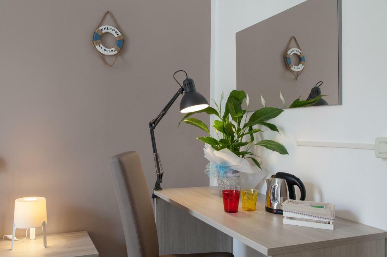 Blu Sea Rooms لا سبيتسْيا المظهر الخارجي الصورة